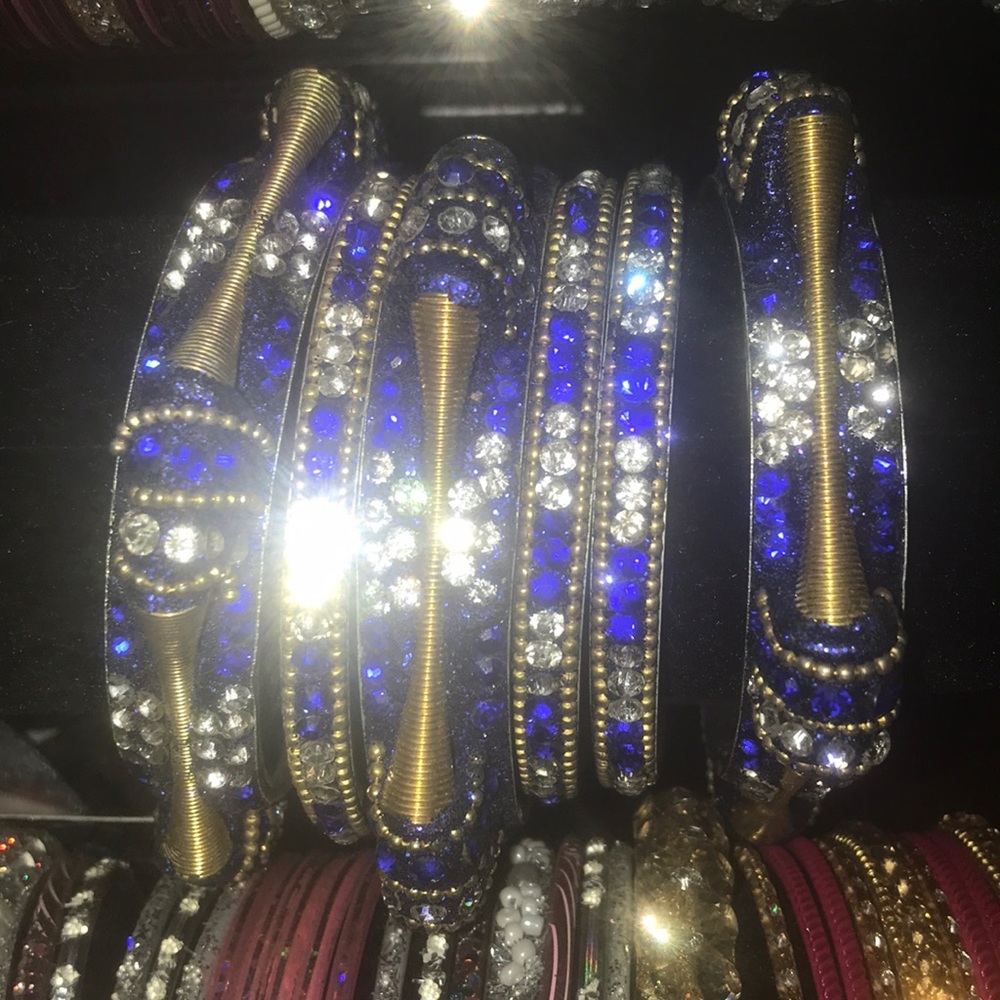 Bangles - image 1